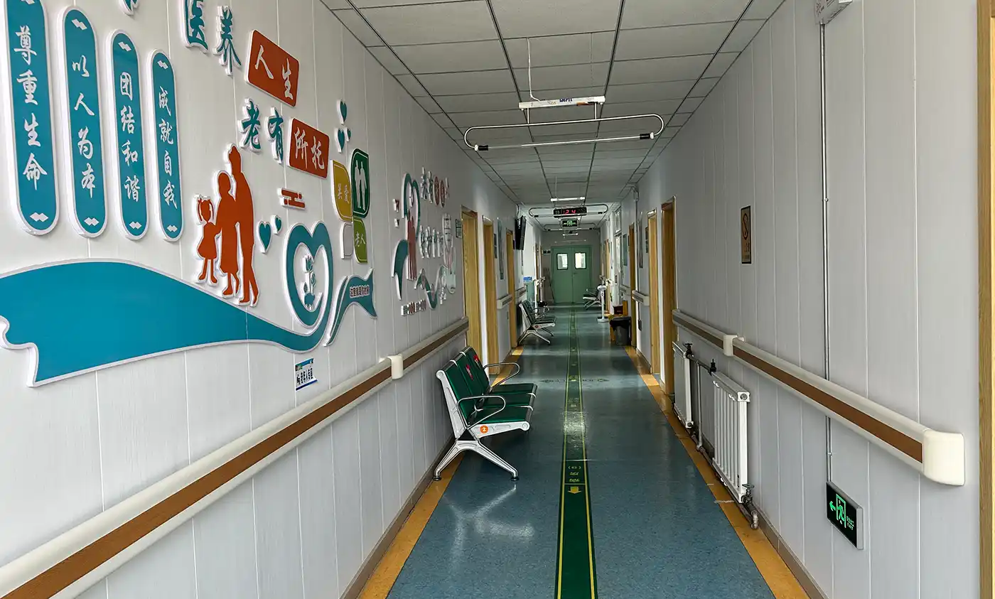 工程案例：电影小镇景区景区引导售卖一体机