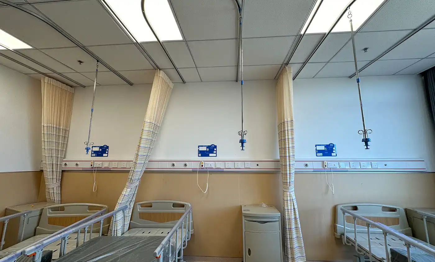 工程案例：电影小镇景区景区引导售卖一体机