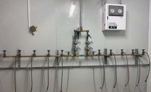 医用气体汇流排的工作原理及适用气体系统解析